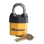 MASTER LOCK CANDADO DE ACERO LAMINADO RECUBIERTO DE 2-1/8" (38mm)