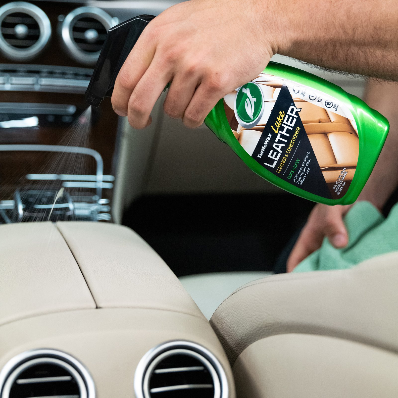 50251_Luxe-Leather-Cleaner-16oz_PDP_Square_Tile4